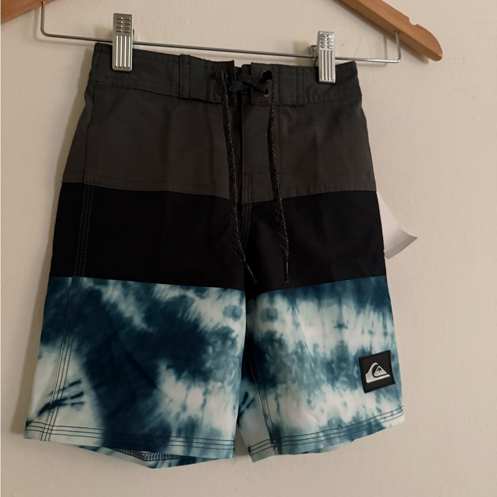 Quiksilver Boys' Black and Blue Board Shorts